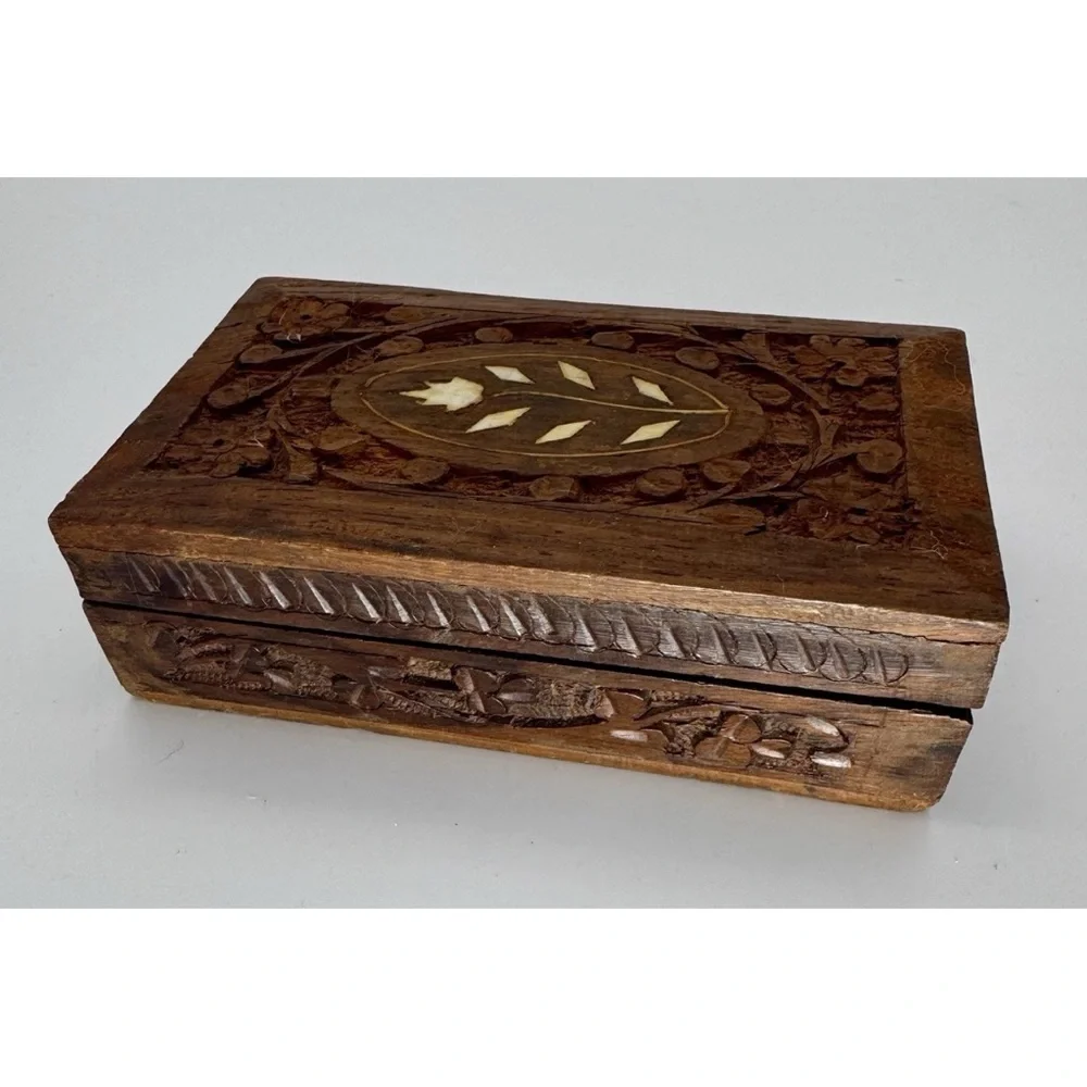 Vintage Carved Floral Folk Artist Wood Jewelry Trinket Box Stone Inlays 6x3x1.5
